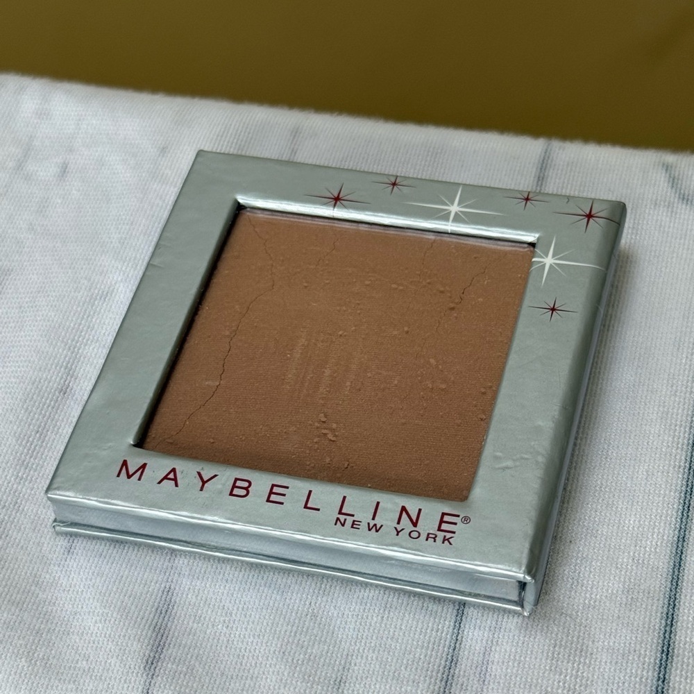 Maybelline Shimmer Powder in Auburn Glimmer